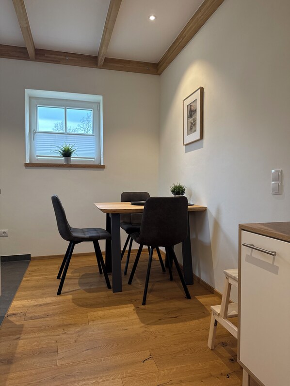 Dining - Old barn "Hofblick" - maisonette with terrace for up to 3 guests (Ohne)