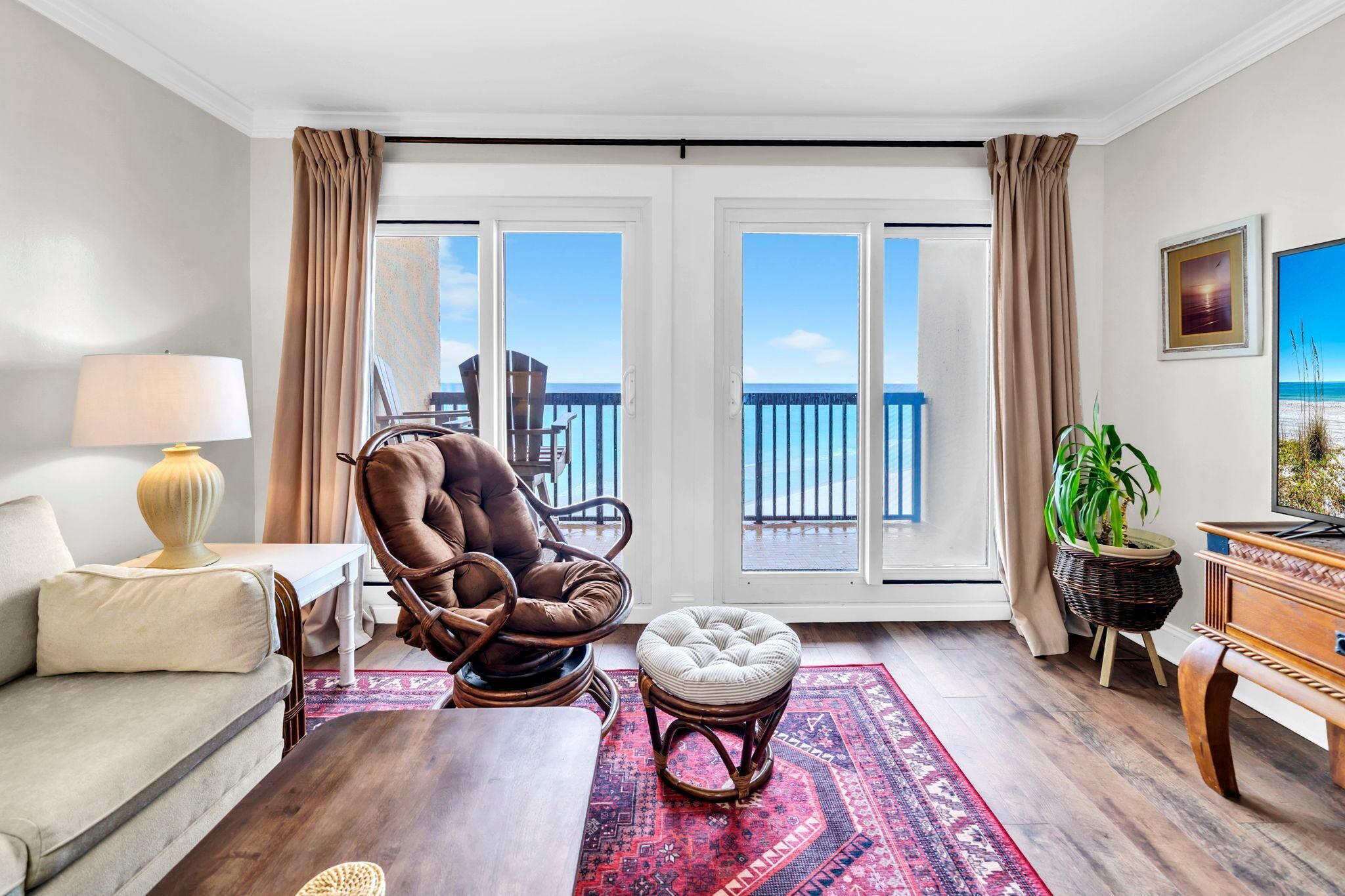 Condo, Multiple Beds (Pinnacle Port C3-701) | Living area