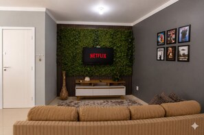 Smart TV - 2-bedroom apartment with spa near Expocentro Beaches (Balneário Camboriú)