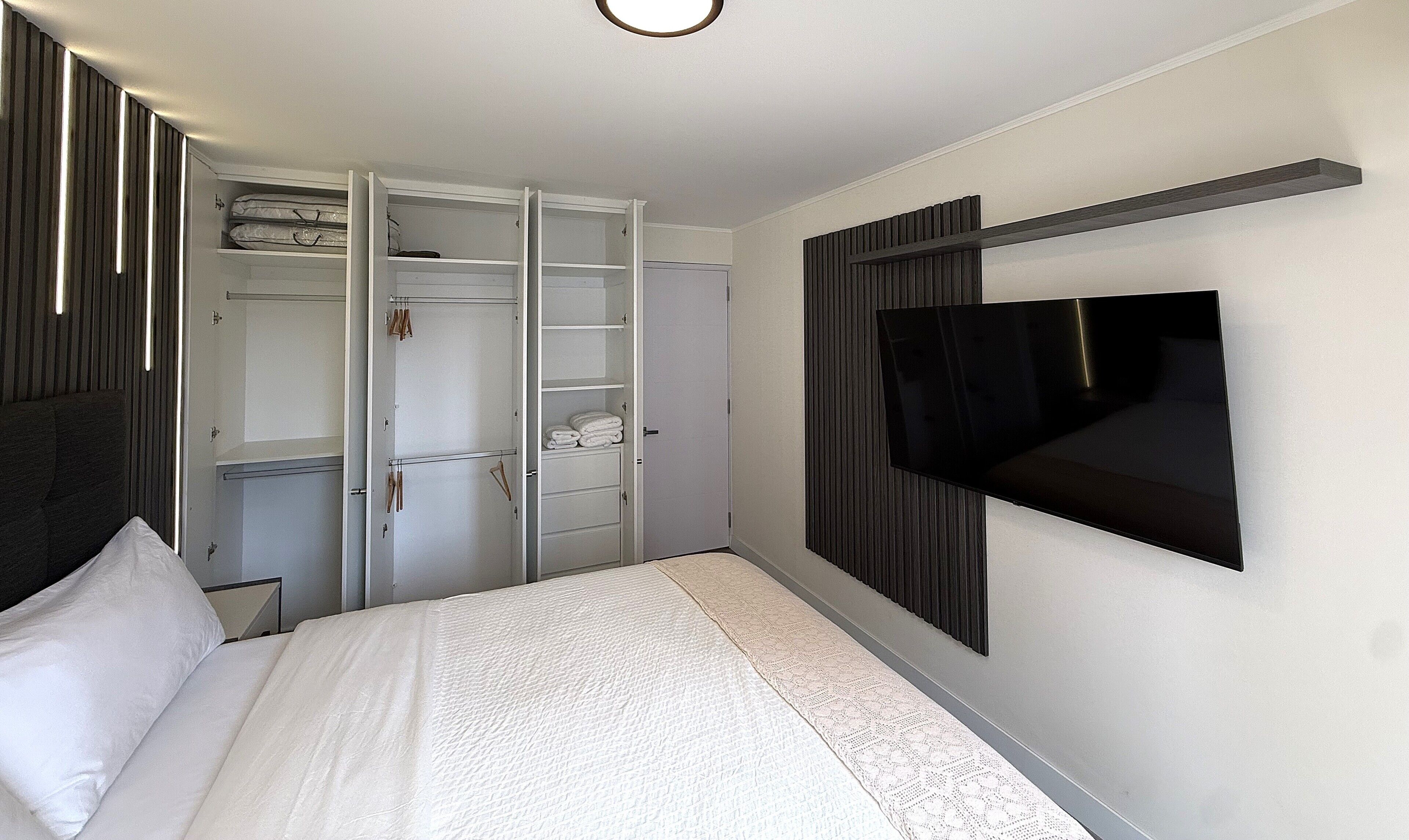 Superior Apartment, Balcony, City View | Wardrobe