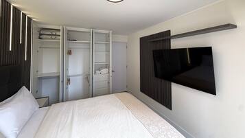 Superior Apartment, Balcony, City View | Wardrobe