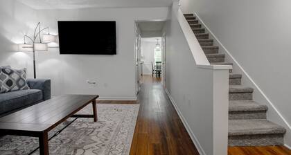 Eagles Landing-easy access to AU