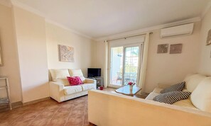 TV - Bright 2 bedrooms Apartment • Marina II • HAR01 (Ayamonte)