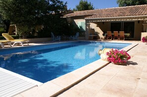 Pool - GITE RENTAL SAINT-DIDIER NEAR L'ISLE SUR LA SORGUE (Saint-Didier)