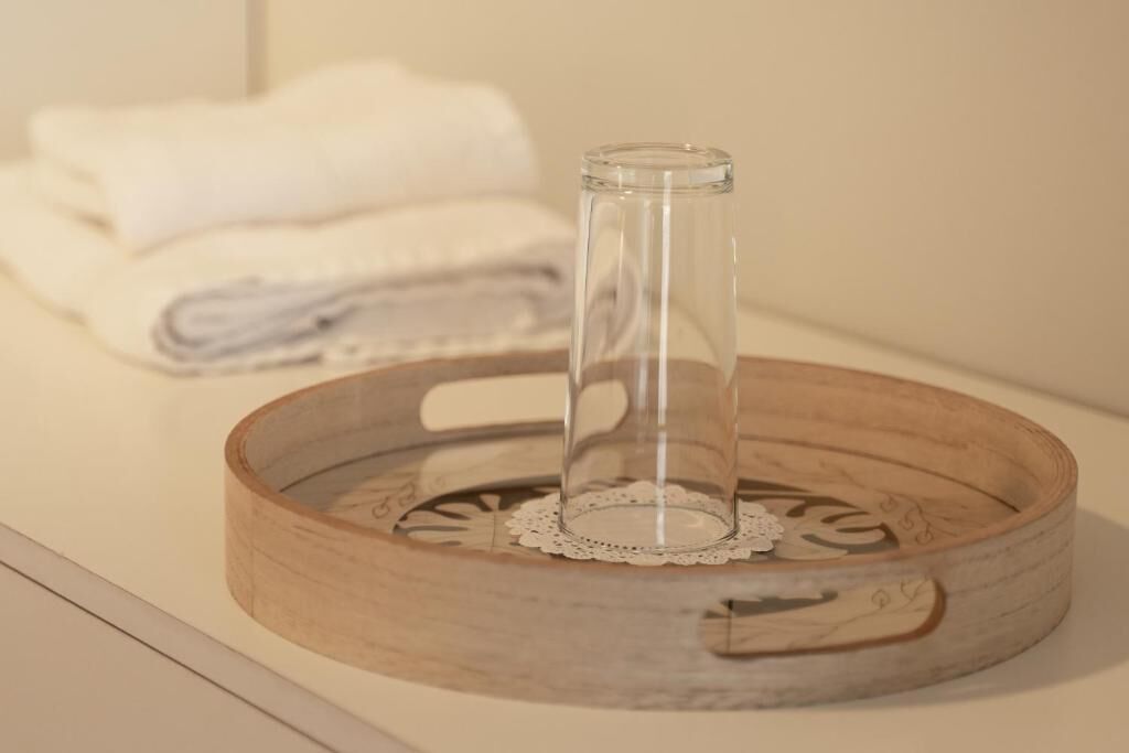 Ducha, artículos de tocador gratuitos, jabón, shampoo