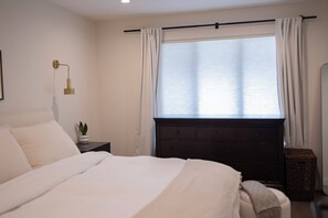 4 slaapkamers, een strijkplank/strijkijzer, wifi, beddengoed