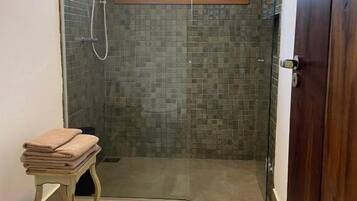 Chalet Superior | Kamar mandi