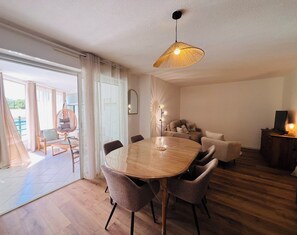 Dining - Le cocon de Sète - patio+pool and beach on foot (Sète)