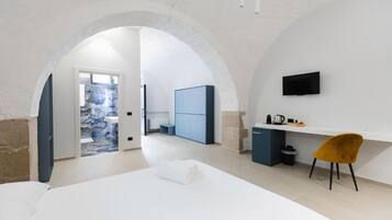 In-room safe, soundproofing, free WiFi, wheelchair access