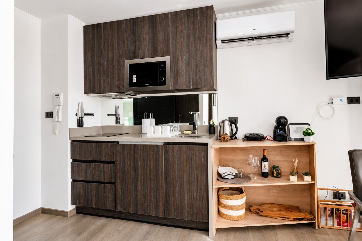 Private kitchen