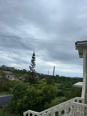 Miscellaneous - Burwood Breeze Retreat AC + WiFi + Hot water (Retreat Heights)