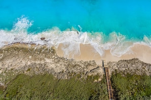 Am Strand, Liegestühle, Strandtücher