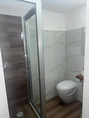 Double Room, Balcony, Sea View | Bathroom - Pisacane Family Sea (Napoli)