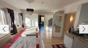 Deluxe Apartment, Mountain View | Private kitchen | Mini-fridge
