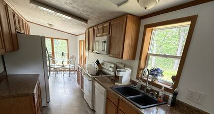 Four Bedroom Woodland Retreat Near Downtown Wisconsin Dells!
