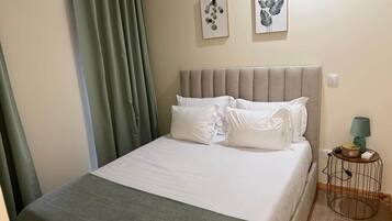 1 bedroom, iron/ironing board, free WiFi, bed sheets