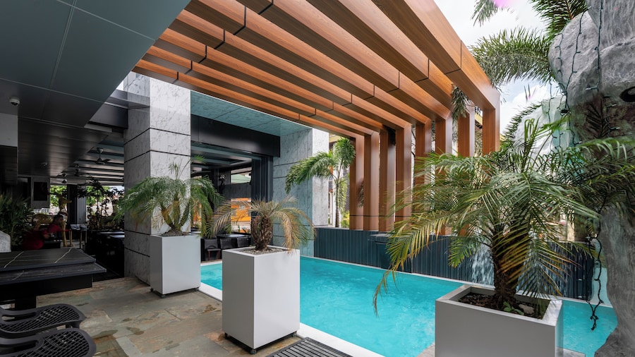 Elegance hotel & Casino