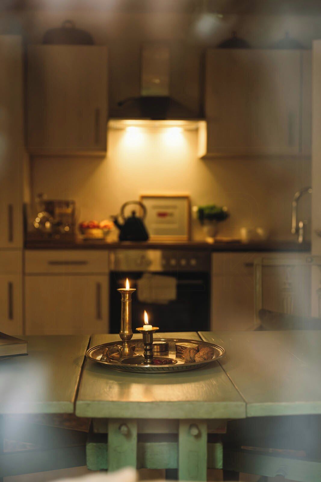 Een oven, een vaatwasser, een koffiezetapparaat/waterkoker