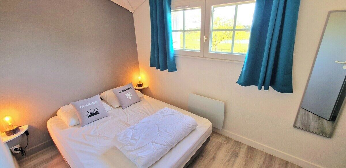 2 bedrooms
