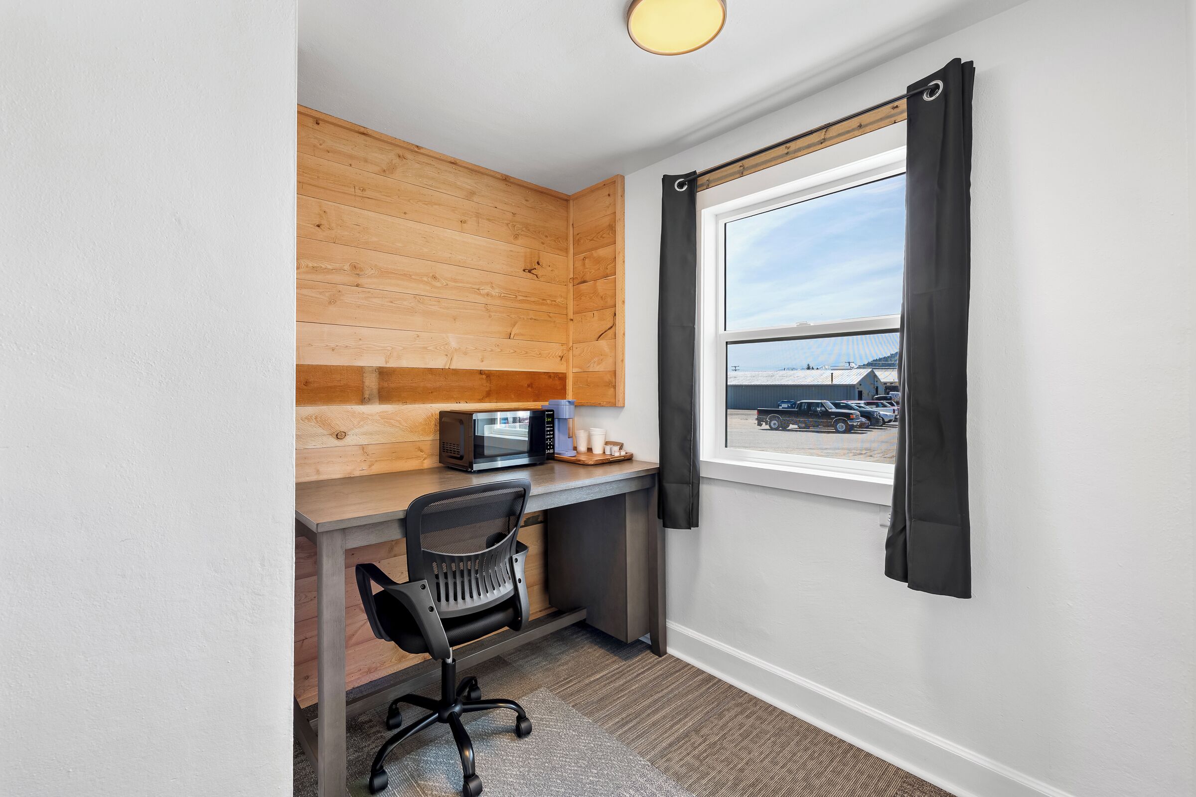 Deluxe Suite, Non Smoking | Interior