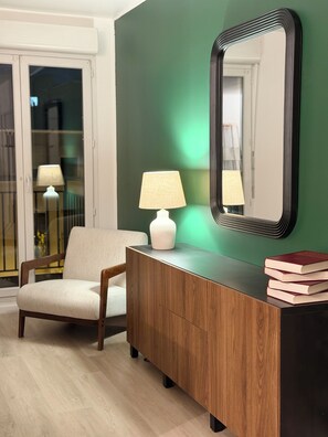 Interior - Vrbo Property (Le Bourget)