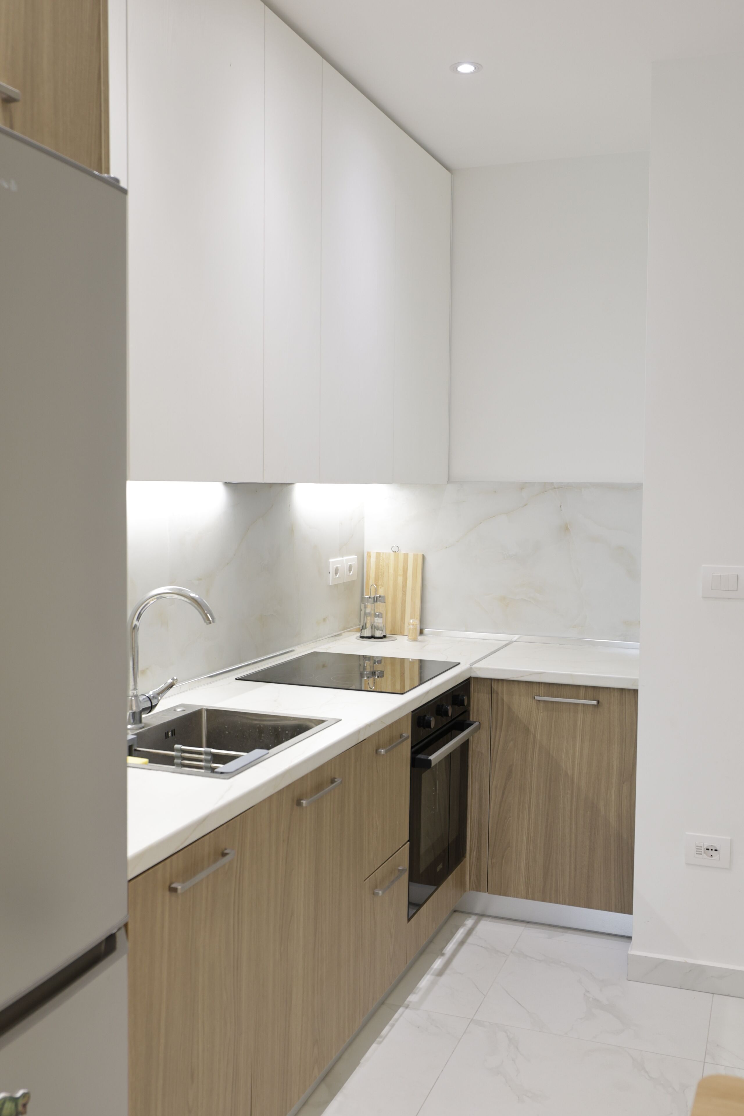Family Apartment, Balcony | Private kitchen | Fridge, oven, stovetop, dishwasher