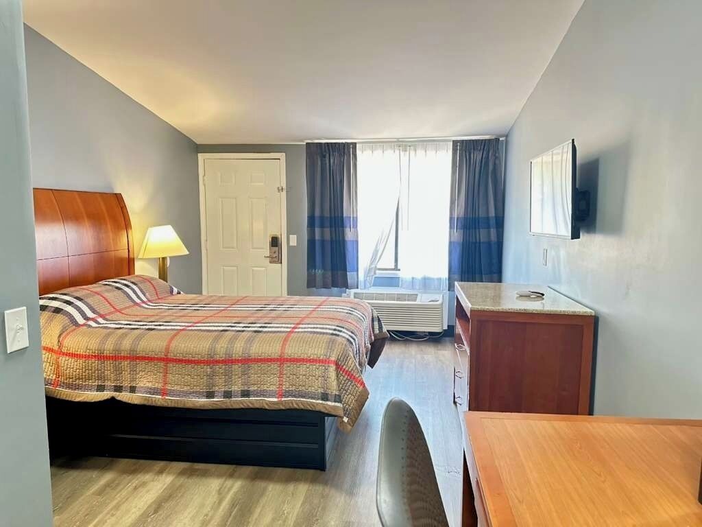 Estúdio, 1 cama Queen, cozinha americana | Escrivaninha, Wi-Fi de cortesia