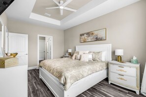 4 bedrooms, WiFi, bed sheets, wheelchair access - 3-bedroom house in tranquil Pensacola/Perdido Key perfect for relaxing getaways! (Pensacola)
