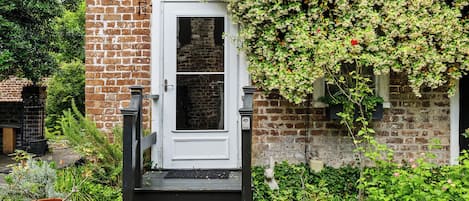 Exterior detail