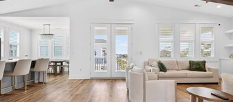 Summer Open! 1 Min Walk to Beach, Pool & Spa