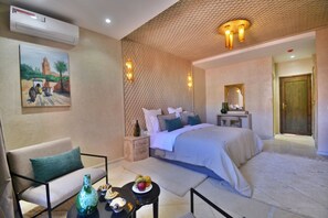 واي فاي مجانًا وملاءات أسرّة