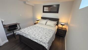 Iron/ironing board, WiFi, bed sheets