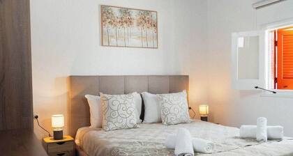 Peaceful 1BR Village Getaway Near the Beach