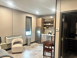 Interior - Campus View Loft - Near Binghamton University (Vestal)