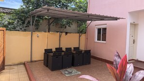 Outdoor dining - Agua Leve (São Tomé)