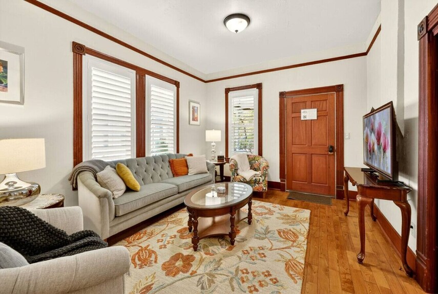 Whimsy On B | 2br Steps To Downtown - Ashland, OR