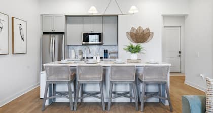 Oceanside Breeze | 1BD | Pool