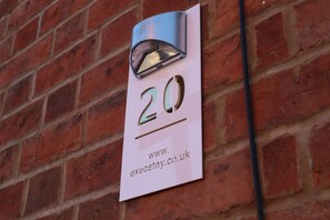 Exterior detail - ExecStay - Central Reading (Reading)