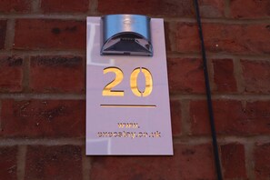 Exterior detail - ExecStay - Central Reading (Reading)