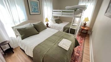 4 bedrooms, iron/ironing board, travel crib, free WiFi