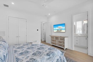 5 chambres, fer et planche à repasser, Wi-Fi, draps fournis