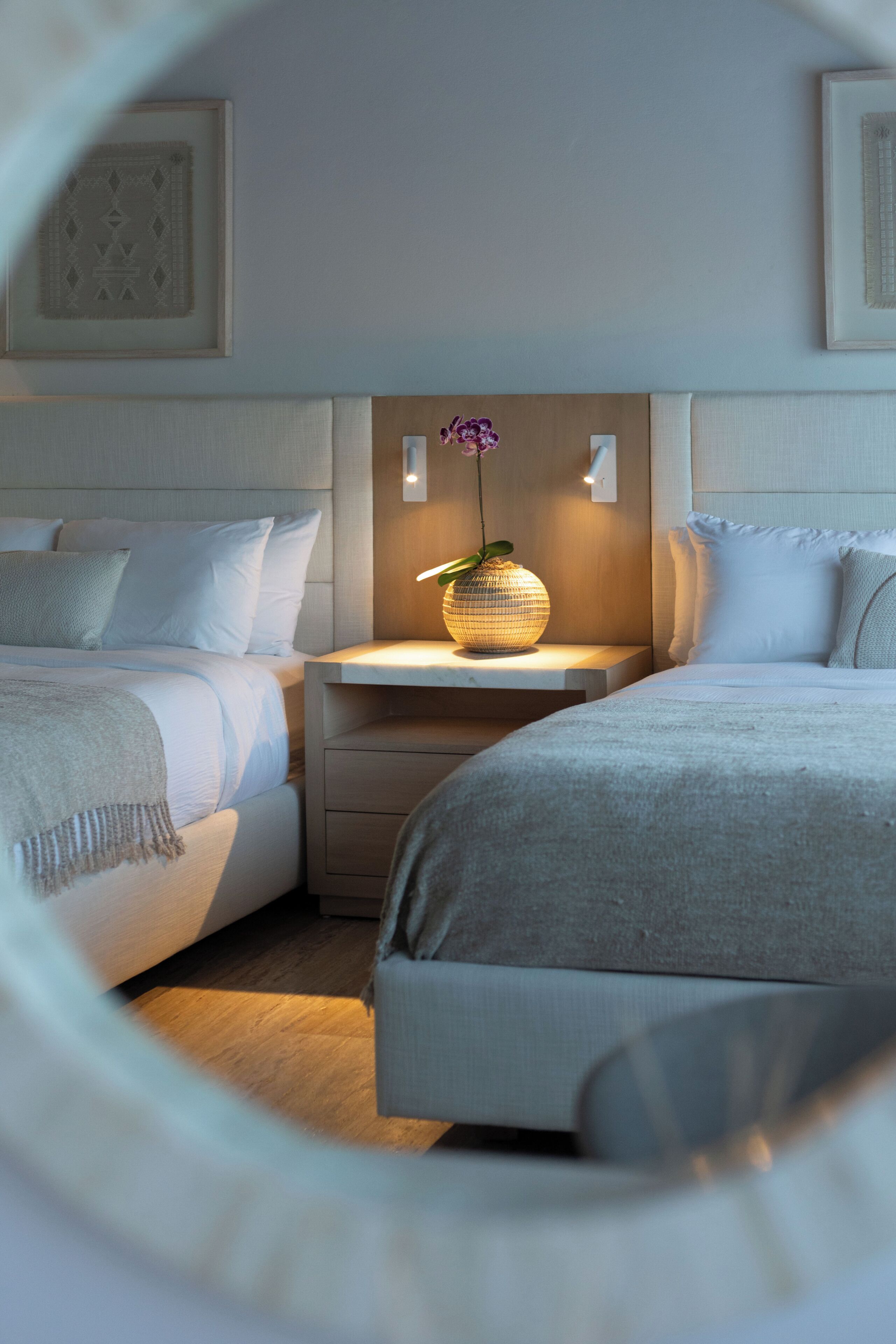 6 bedrooms, iron/ironing board, WiFi, bed sheets