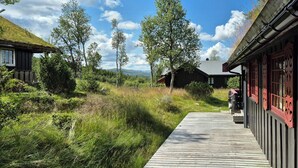 Property grounds - Authentic cabin overlooking Lake Møsvann (Rjukan)