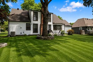 Exterior - Sleeps 16 | Game Room + King Beds | Near Stadium (Overland Park)