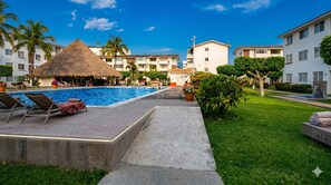 2 outdoor pools - La Marina Condominios by Monyxbnb (Puerto Vallarta)
