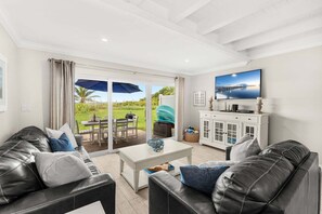 Villa (3 Bedrooms) | Living area | 40-inch TV with cable channels - 1045 Wave Crest Avenue (Indialantic)