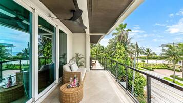 Villa (Multiple Bedrooms) | Balcony