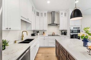 Villa (Multiple Bedrooms) | Private kitchen | Fridge, microwave, oven, stovetop - 40 & 50 8th Avenue (Indialantic)