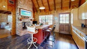 House (3 Bedrooms) | Dapur peribadi