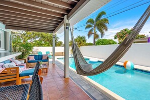 Outdoor pool - 201 Marion Street (Indian Harbour Beach)